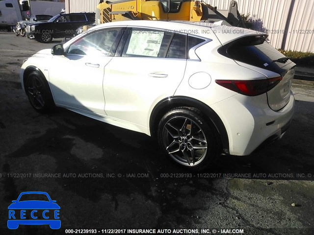 2018 INFINITI QX30 LUXURY/PREMIUM/SPORT SJKCH5CP5JA046220 image 2