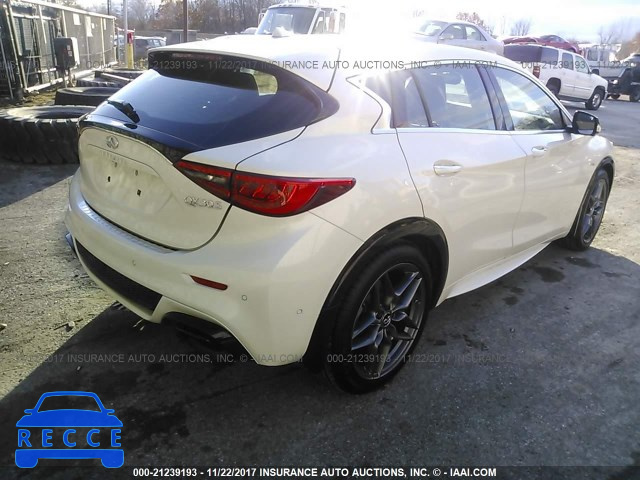 2018 INFINITI QX30 LUXURY/PREMIUM/SPORT SJKCH5CP5JA046220 image 3