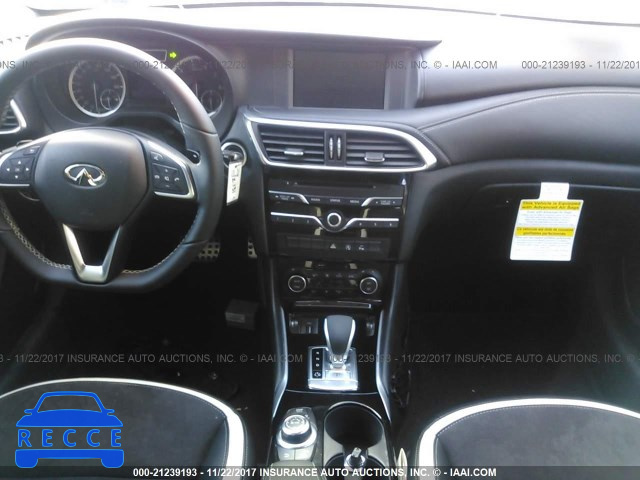 2018 INFINITI QX30 LUXURY/PREMIUM/SPORT SJKCH5CP5JA046220 image 4