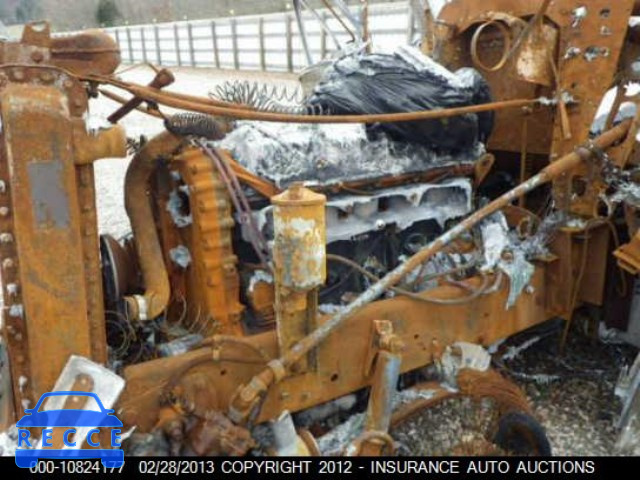 2001 FREIGHTLINER CONVENTIONAL CONVENTNL FLD132XL CLASIC 1FUJAPCG41LG75560 image 9