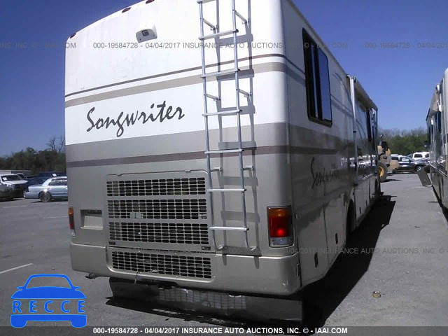 1999 FREIGHTLINER CHASSIS X LINE MOTOR HOME 4UZ6XFBC1XCG00338 image 3