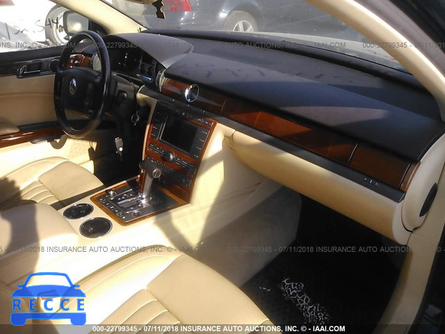 2004 VOLKSWAGEN PHAETON 4.2 WVWAF63D748009600 image 4