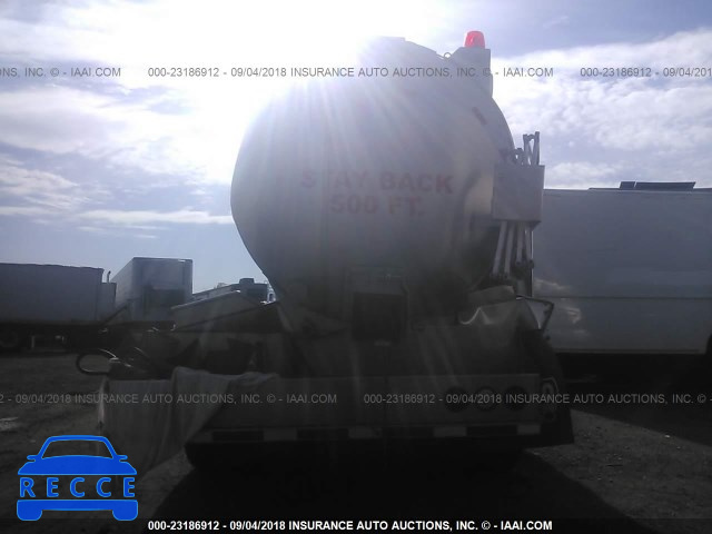 1999 FREIGHTLINER FLD FLD120 1FUYDSEB8XP948086 image 5