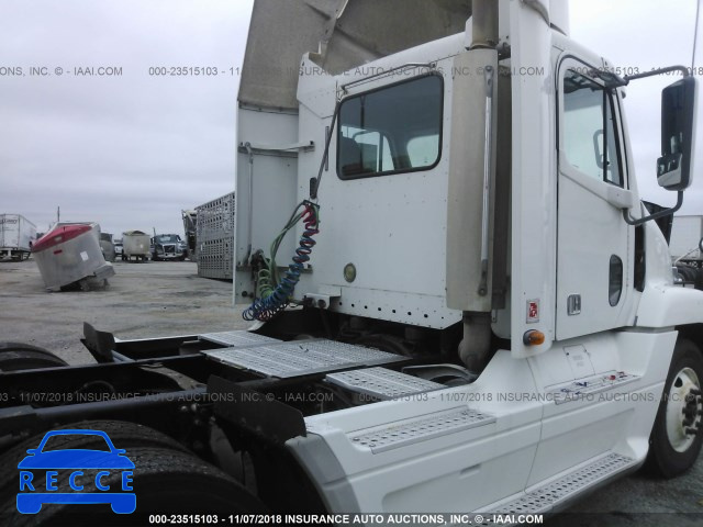 2004 FREIGHTLINER ST120 ST120 1FUJBBCGX4LM61805 image 6