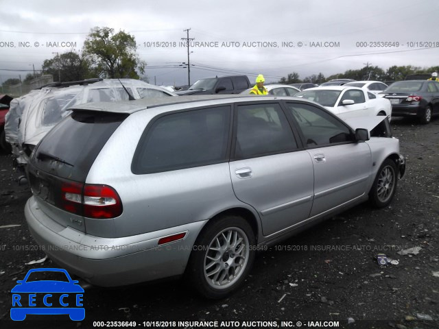 2004 VOLVO V40 1.9T YV1VW27584F065130 image 1