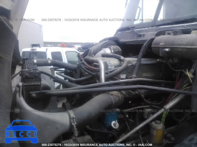 2006 FREIGHTLINER ST120 ST120 1FUJBBCK96LU41164 image 8
