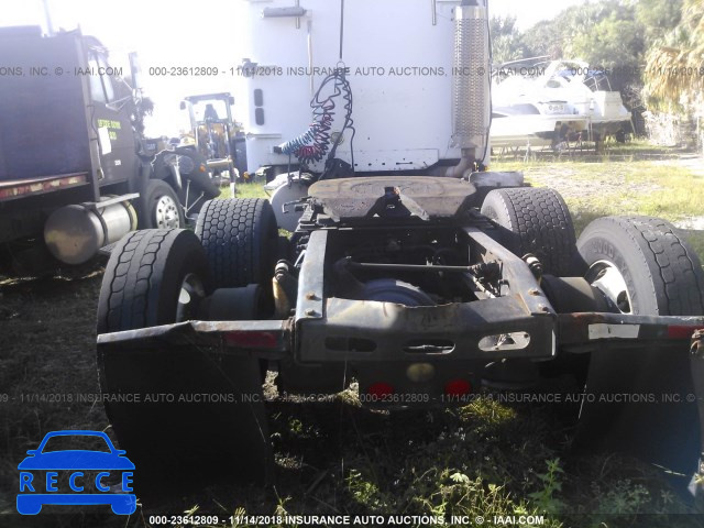 2006 FREIGHTLINER ST120 ST120 1FUJBBCK06LU84212 image 7