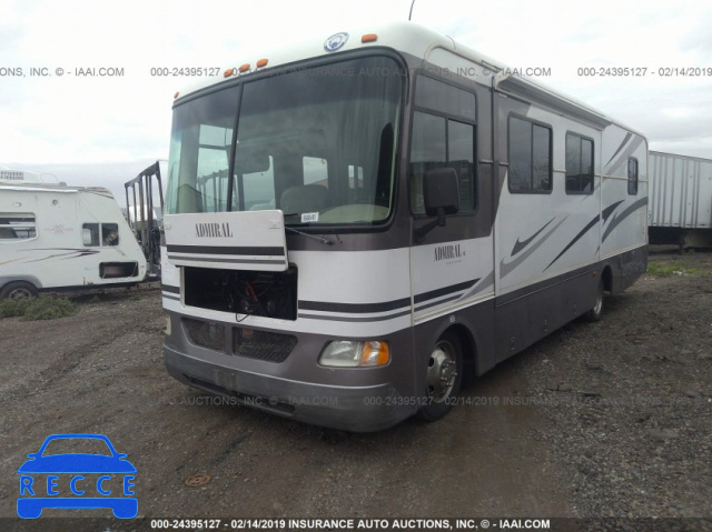 2004 WORKHORSE CUSTOM CHASSIS MOTORHOME CHASSIS P3500 5B4LP57G743388752 image 1