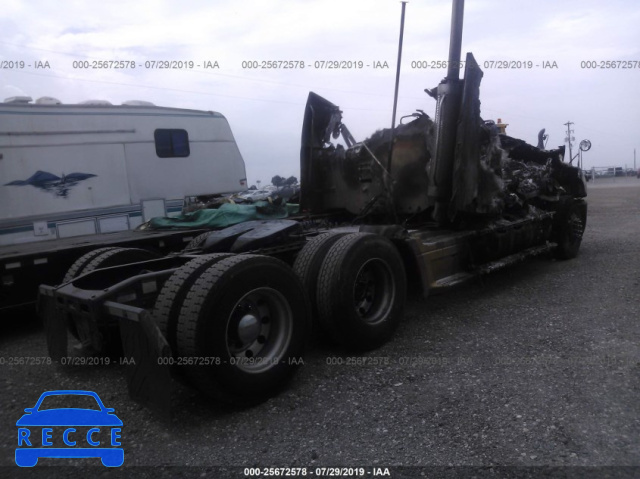 2005 FREIGHTLINER ST120 ST120 1FUJBBCK05LU14384 image 3