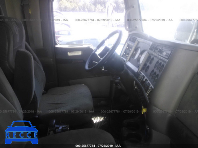 2006 KENWORTH CONSTRUCTIONON T800 1NKDXUEX36J161888 image 4