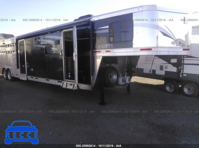 2019 LAKOTA STOCK TRAILER 58JGL1K25K1000183 image 0