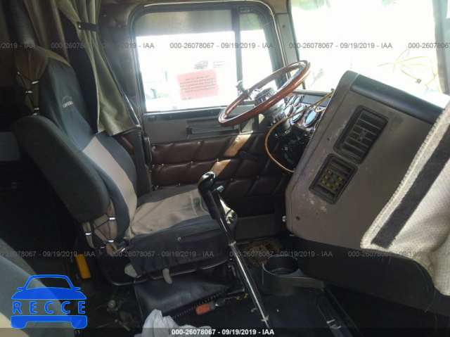 2000 FREIGHTLINER FLD FLD120 1FUPCSZB4YLB89067 image 4