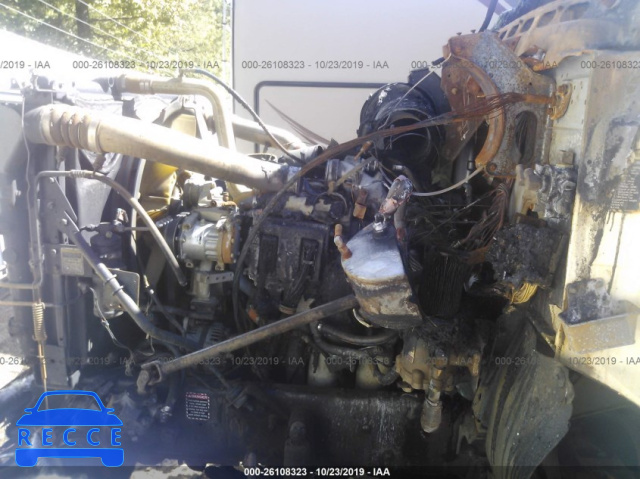 2004 MACK CH613 1M1AA13Y24N156283 image 9