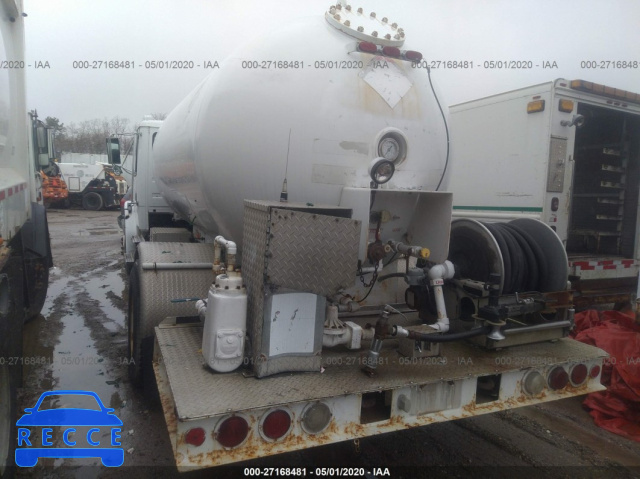 2001 FREIGHTLINER FL70 1FVABTAK91HH81661 Bild 2