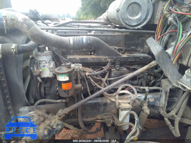 1997 FREIGHTLINER FLD FLD120 2FUYDCYB2VA835732 image 9