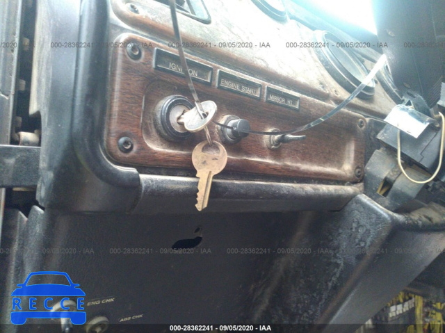 1997 FREIGHTLINER FLD FLD120 2FUYDCYB2VA835732 image 10