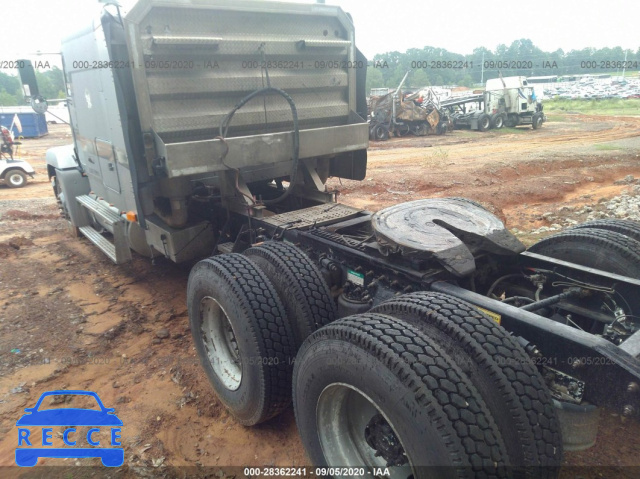 1997 FREIGHTLINER FLD FLD120 2FUYDCYB2VA835732 image 2