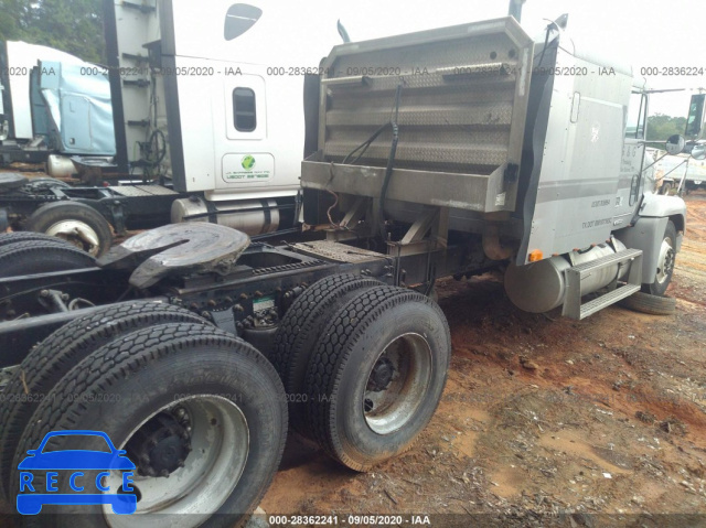 1997 FREIGHTLINER FLD FLD120 2FUYDCYB2VA835732 image 3