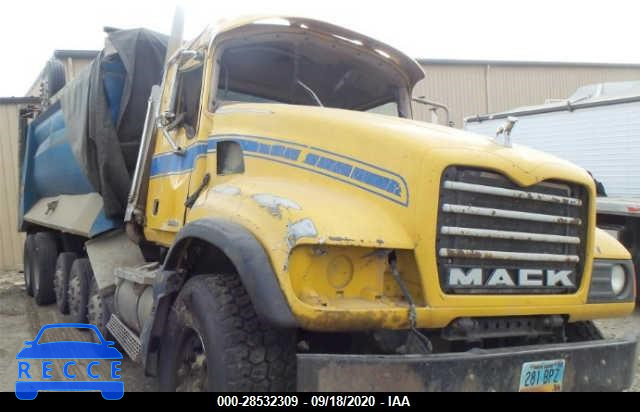 2006 MACK 700 CV700 1M2AG11C06M039229 image 0