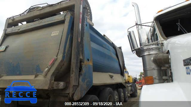 2006 MACK 700 CV700 1M2AG11C06M039229 image 3