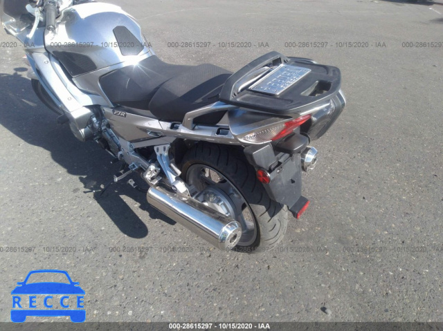 2010 YAMAHA FJR1300 A JYARP15E4AA006890 Bild 2