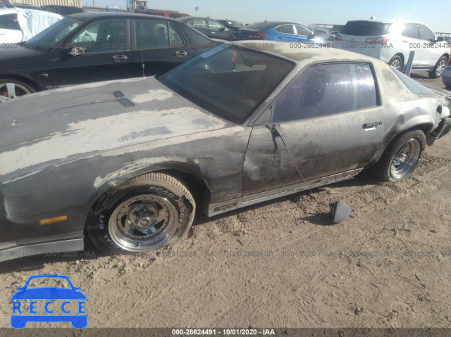 1982 CHEVROLET CAMARO 1G1AP87H5CN152821 Bild 5