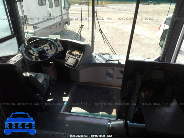 2003 BLUE BIRD BUS 1BDGNB9A63W100075 image 4