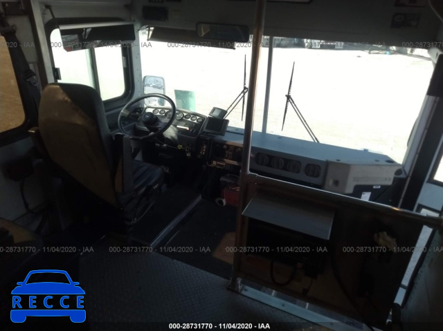 2004 BLUE BIRD BUS 1BDGNBXA74F217099 image 4