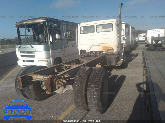 2000 FREIGHTLINER MEDIUM CONVENTIONAL FL70 1FV6HJBA0YDH12714 image 3
