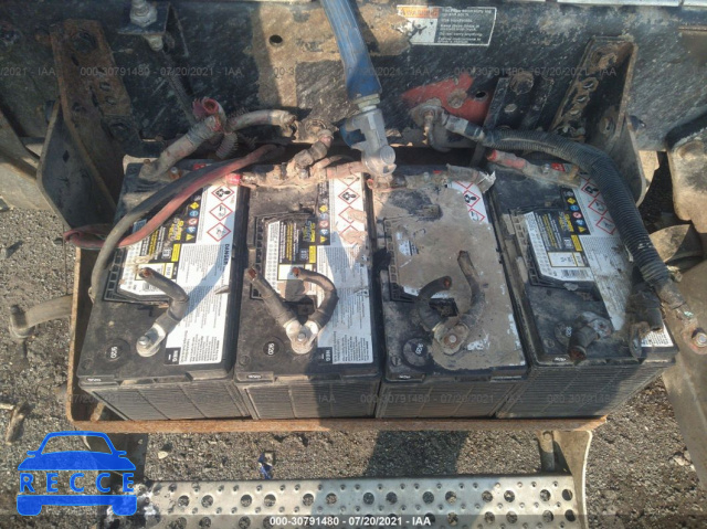 2009 FREIGHTLINER ST120 ST120 1FUJBBCKX9LAG8882 image 10