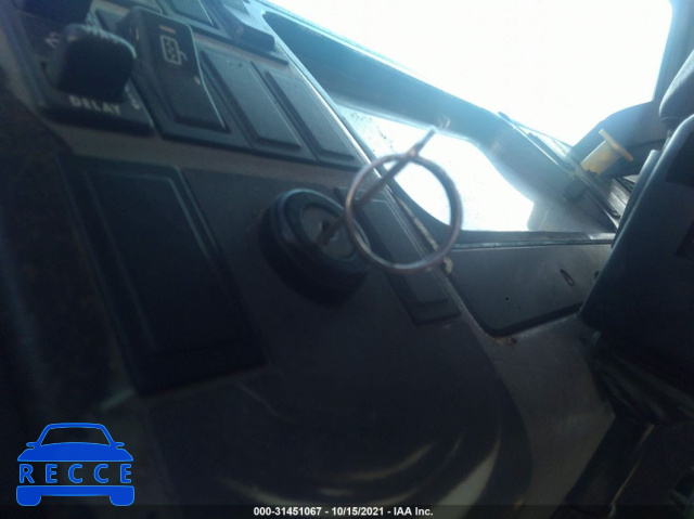 2001 FREIGHTLINER MEDIUM CONVENTIONAL FL70 1FVABTAK81HJ17364 image 10