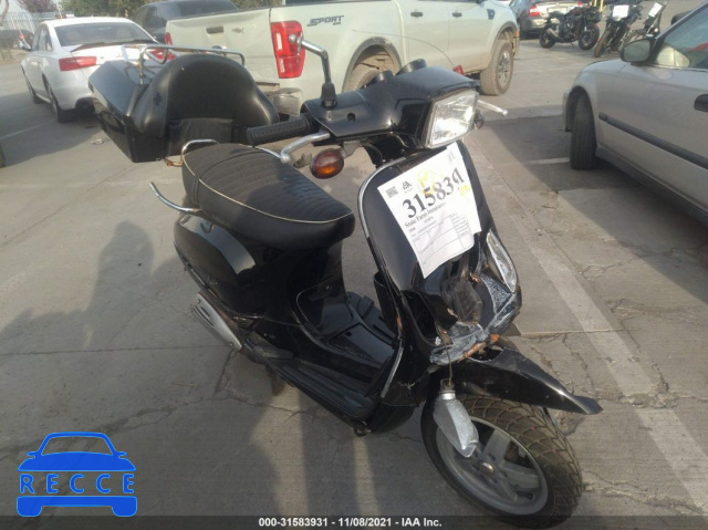 2008 VESPA LX 150 ZAPM448F285600022 image 0