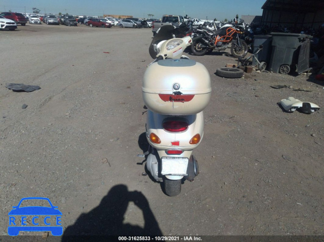 2005 VESPA M198F  ZAPM198F155013845 image 5