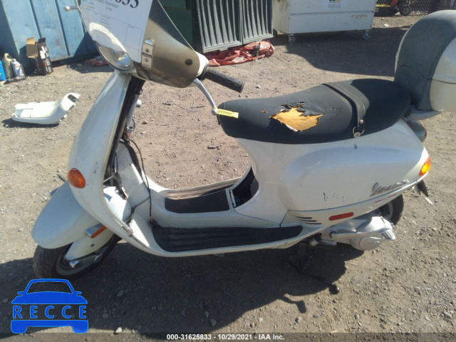 2005 VESPA M198F  ZAPM198F155013845 Bild 8