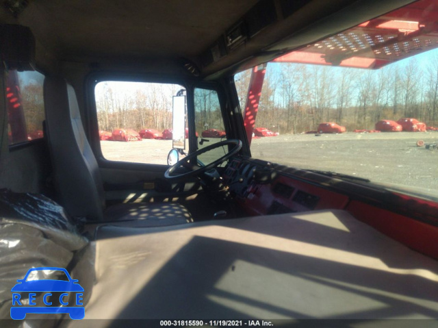 1998 FREIGHTLINER MEDIUM CONVENTIONAL FL112 1FVXTEDB4WH951637 image 4