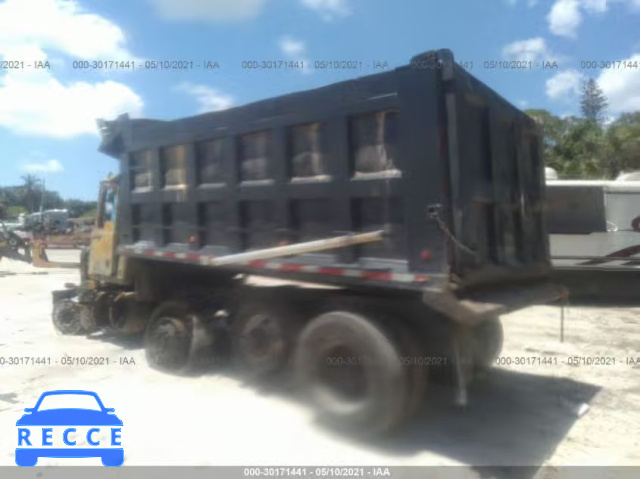 2005 MACK 700 CV700 1M2AG11C85M021592 image 2