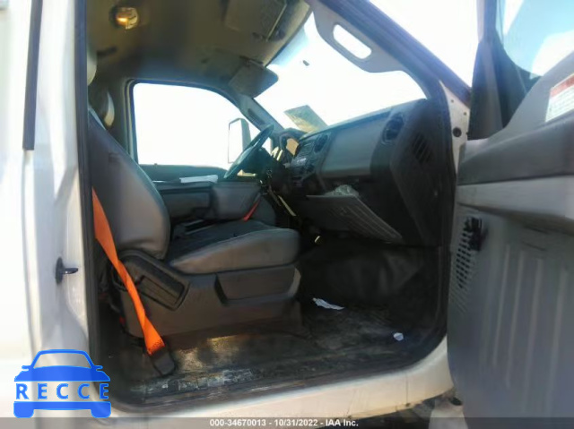 2015 FORD SUPER DUTY F-750 XL/XLT 3FRNF7FA5FV745617 image 4