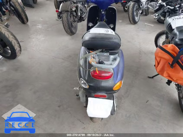 2001 VESPA C161C ZAPC161C715001168 image 5