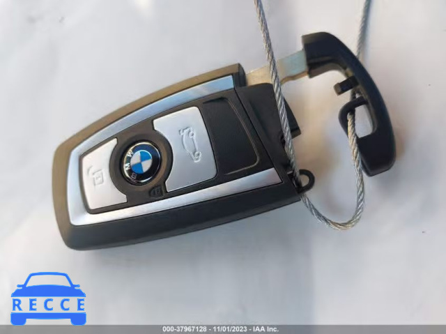2015 BMW 328D WBA3D3C52FK157484 Bild 10