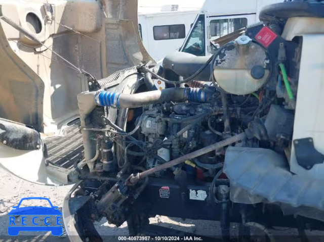 2005 MACK 600 CXN600 1M1AK05Y95N003972 Bild 8
