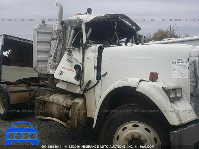 2000 FREIGHTLINER FLD FLD120 1FUPFWEB4YPB65462 image 6