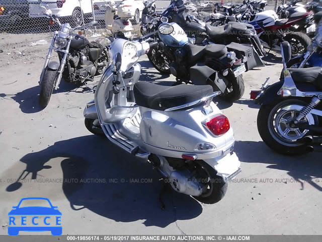 2010 Vespa LX 150 ZAPM448F8A5018710 image 2