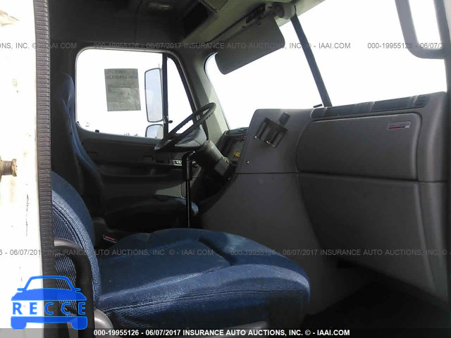 2005 FREIGHTLINER CONVENTIONAL COLUMBIA 1FUJA6CK65PU99587 image 4