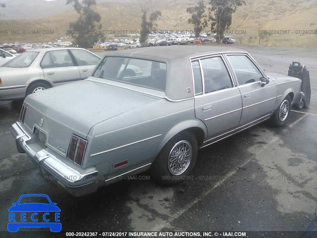 1984 Oldsmobile Cutlass Supreme BROUGHAM 1G3AM69A9EM449247 зображення 3