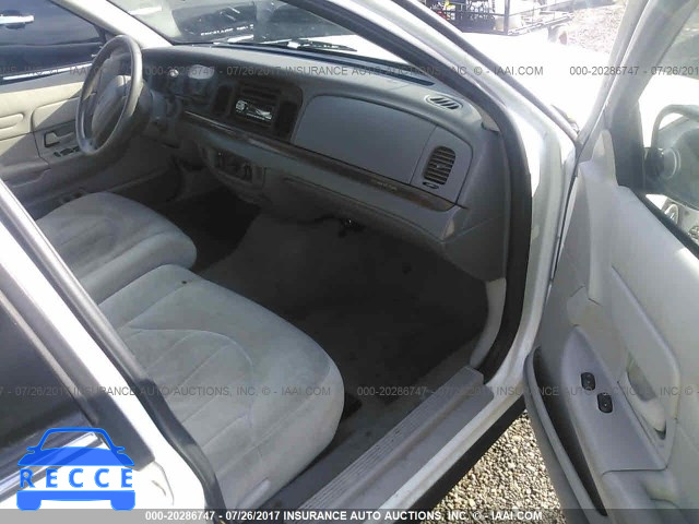 2002 Ford Crown Victoria 2FAFP73W42X150007 image 4