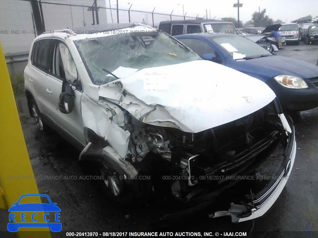 2017 VOLKSWAGEN TIGUAN WOLFSBURG WVGSV7AX4HW506112 image 0
