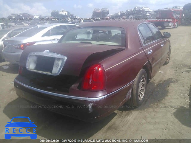 2001 Lincoln Town Car SIGNATURE 1LNHM82W91Y733525 Bild 3