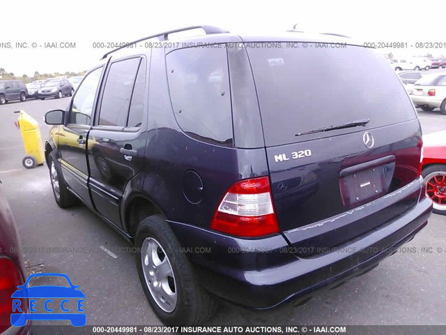 2002 Mercedes-benz ML 320 4JGAB54E72A313136 image 2