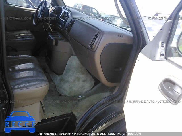 2002 Dodge Ram Van B1500 2B6HB11Y82K125356 image 3