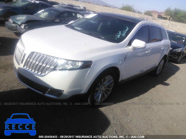 2012 Lincoln MKT 2LMHJ5FR8CBL55049 image 1
